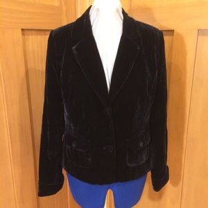 Emma James Black Velvet Blazer size 14
